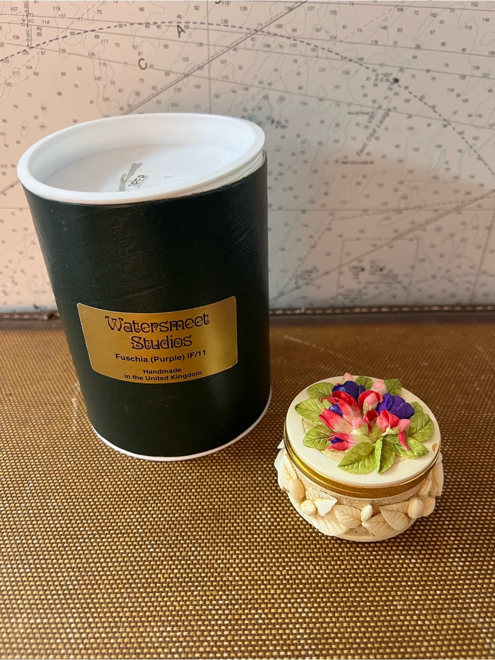 Vintage Watersmeet Studios Ivory Resin Lidded Trinket Pot Box 2.5” Fuschia